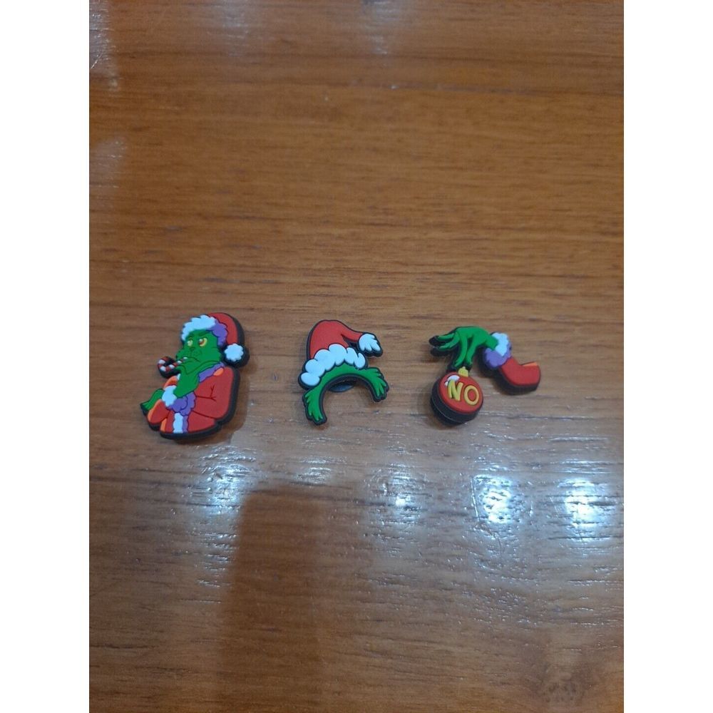 Lot Of 3 Christmas Holiday Themed Croc Charm Jibz Grinch Hat Ornament